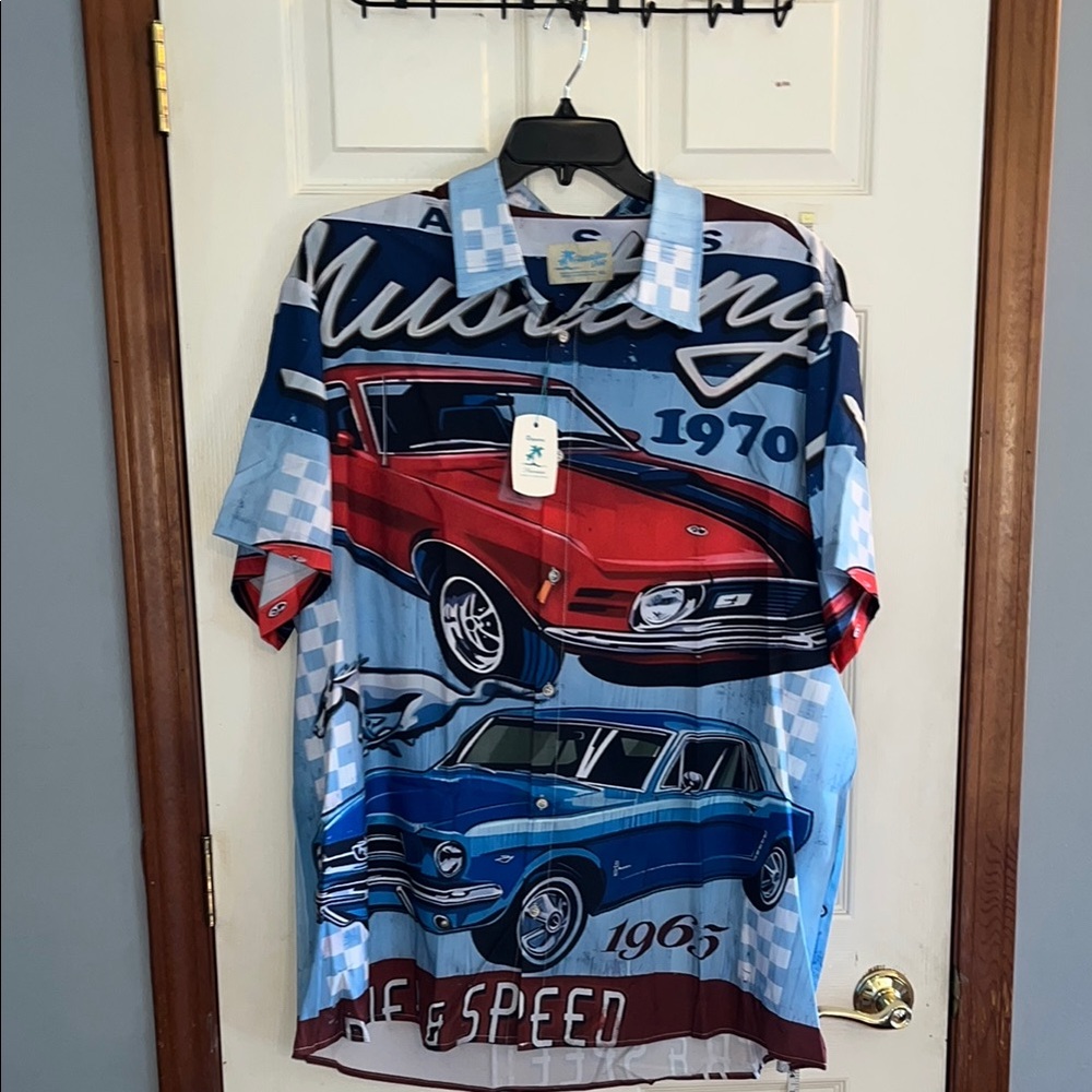 NWT-Royaura Hawaiian-4XL-Mustang, short sleeve, button down, lightweight, shirt.